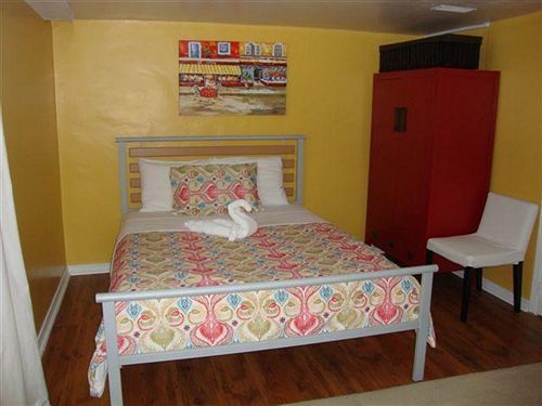 Motel The Rex At 2*