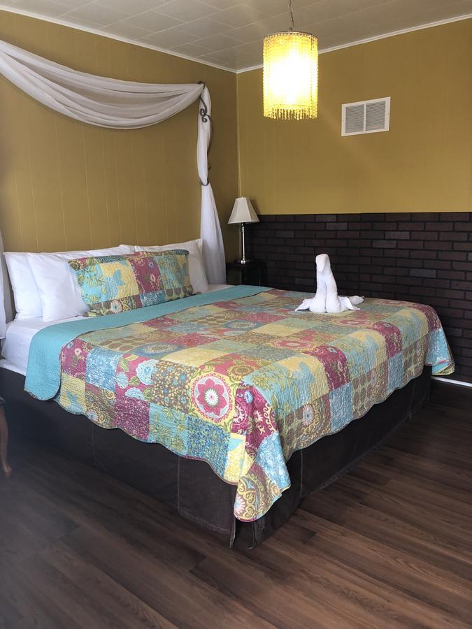 The Rex At 2* Niagara Falls